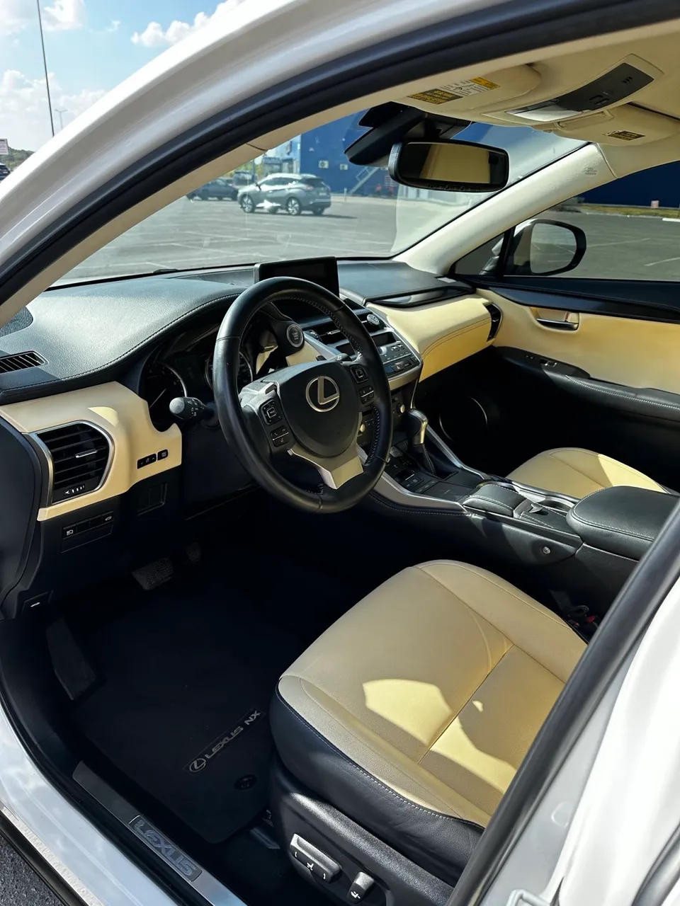 Lexus NX - фото 20