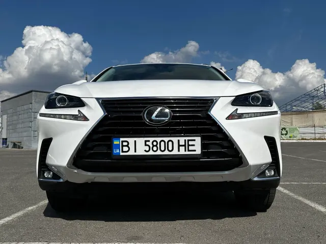 Lexus NX - фото 5