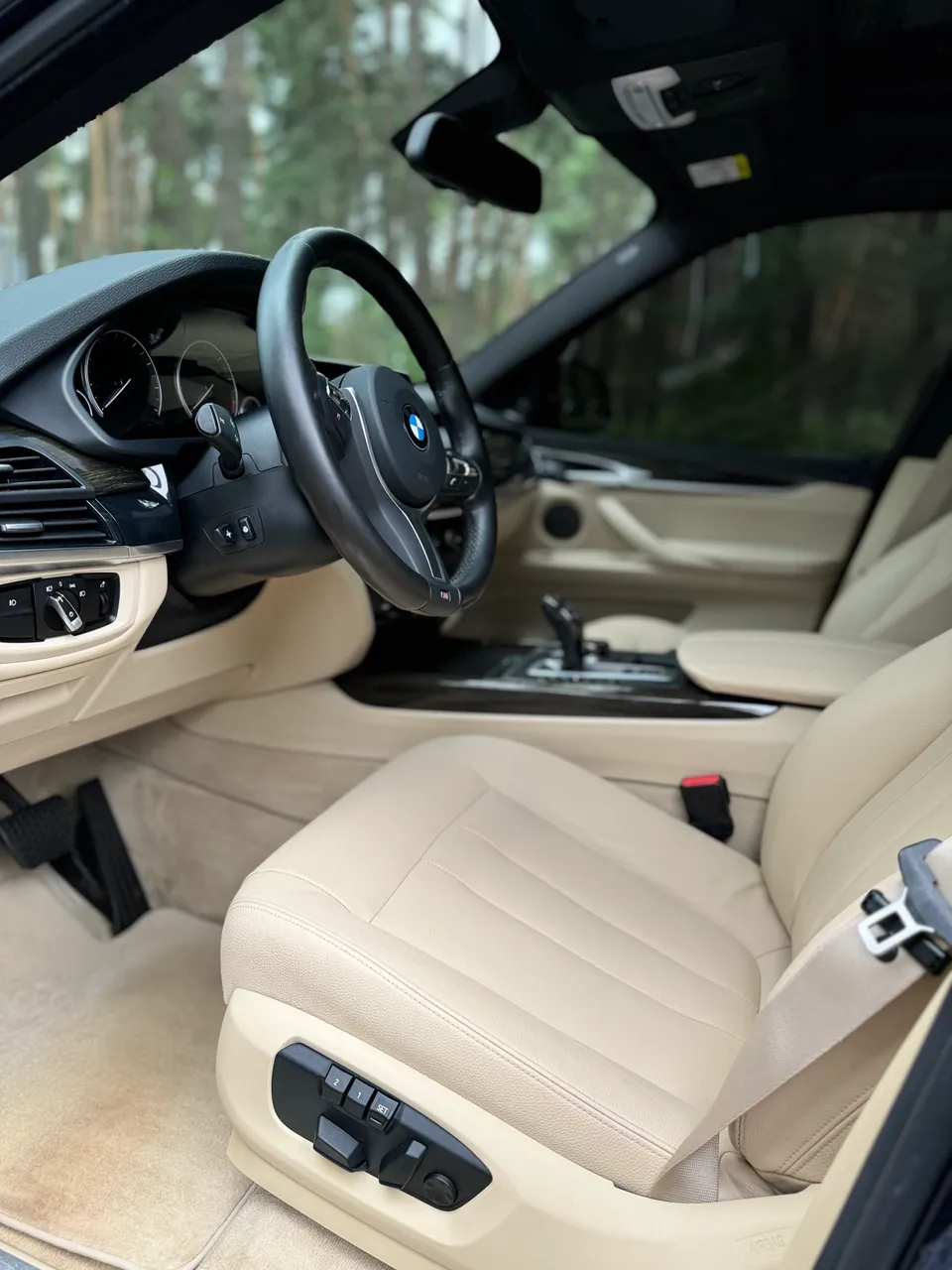 BMW X5 - фото 12