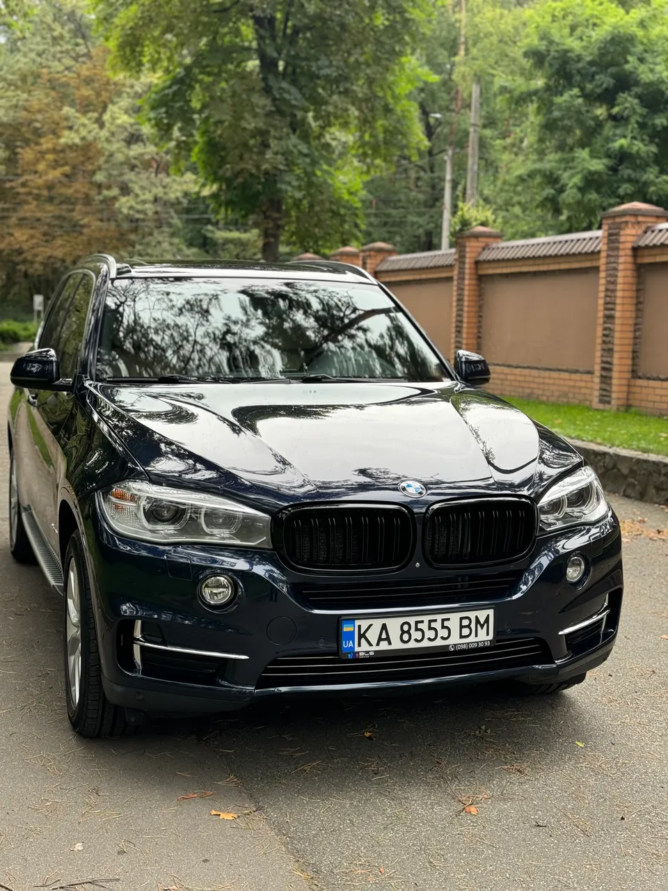 BMW X5 - фото 1