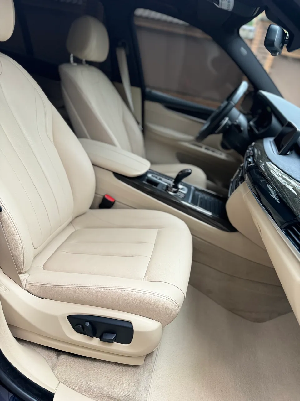 BMW X5 - фото 16