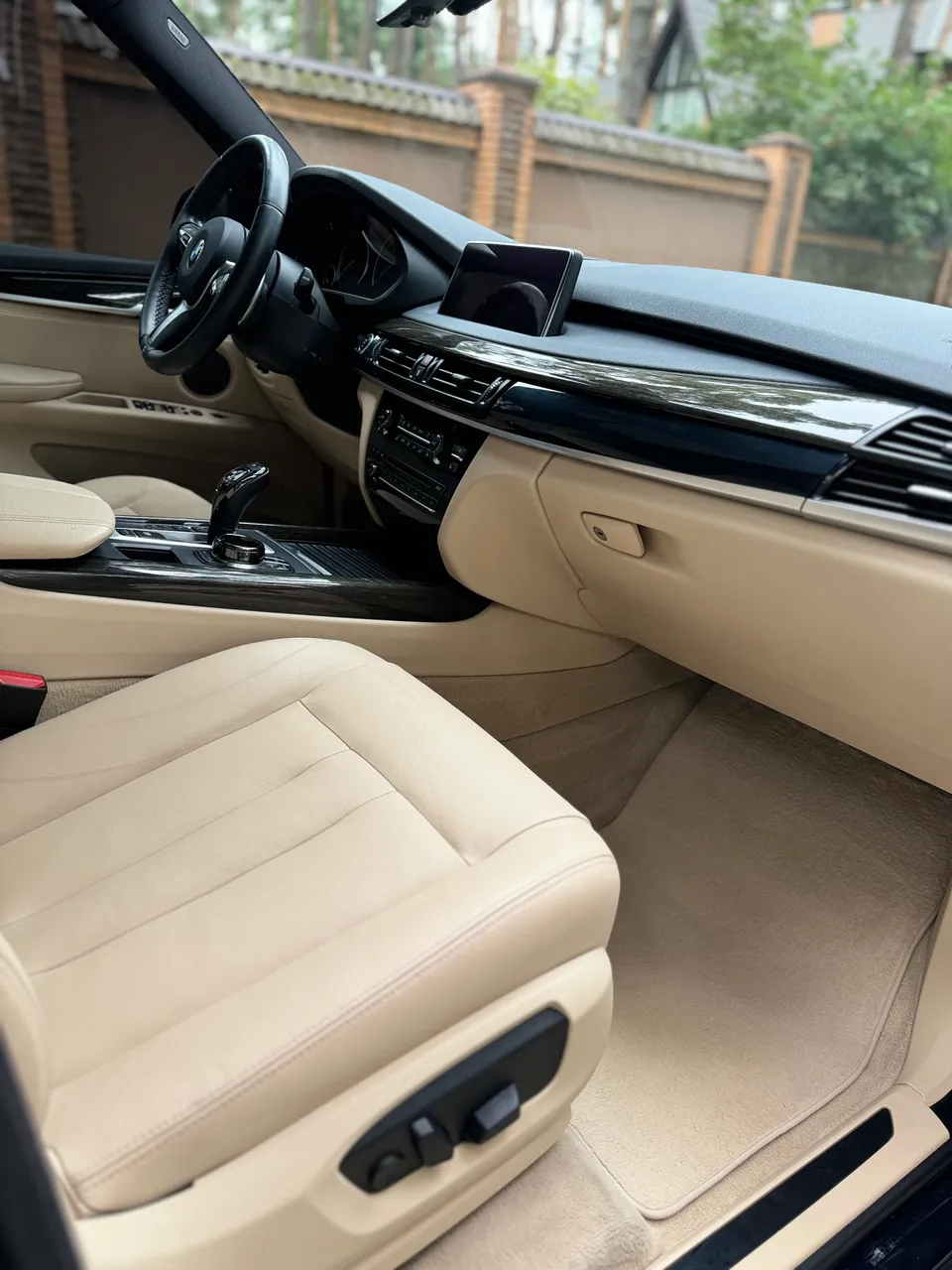 BMW X5 - фото 14