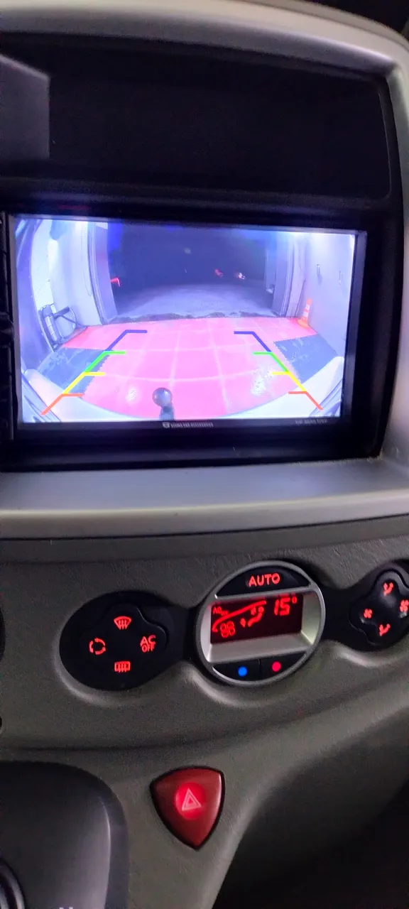 Renault Trafic - фото 3