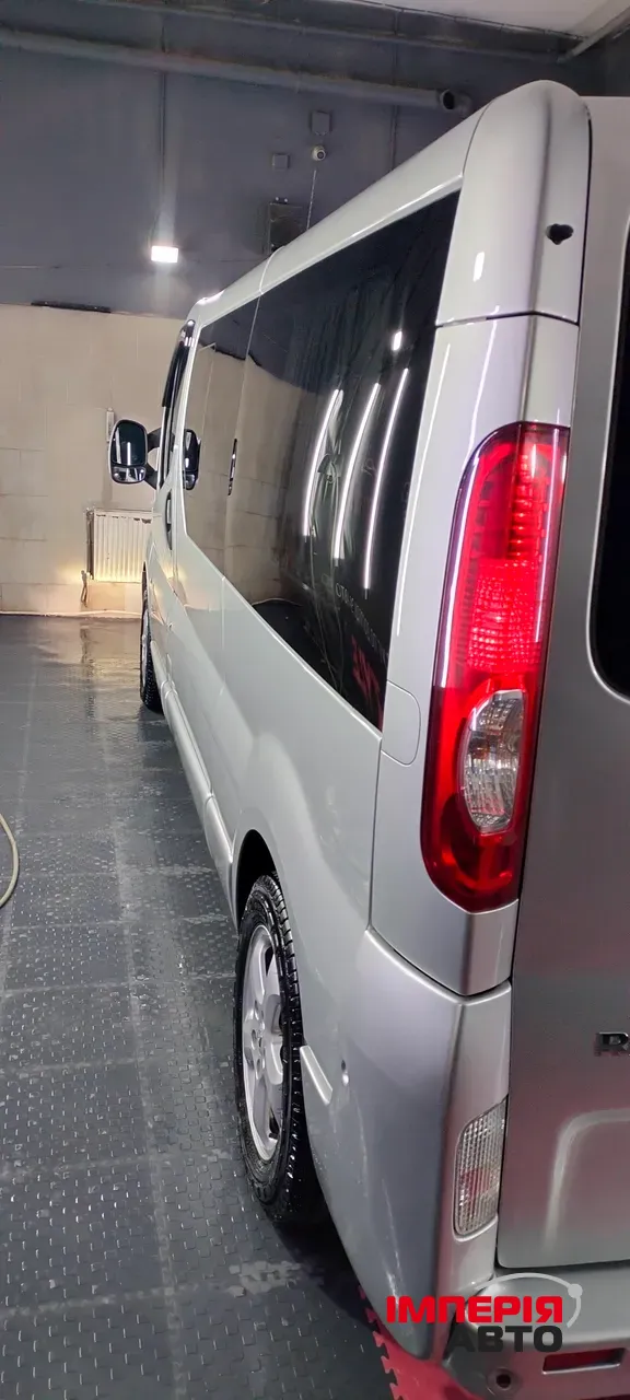 Renault Trafic - фото 6