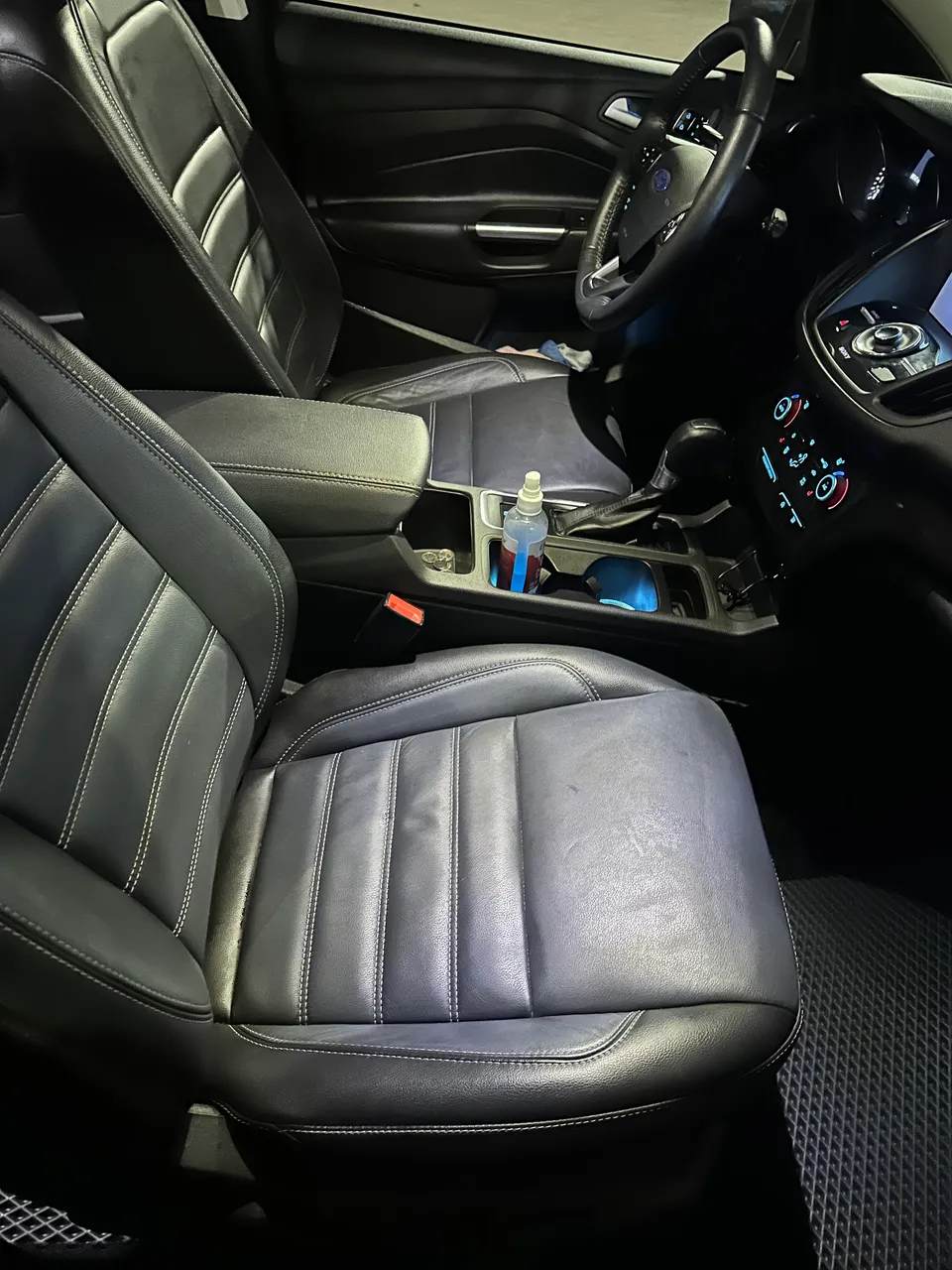 Ford Escape - фото 18