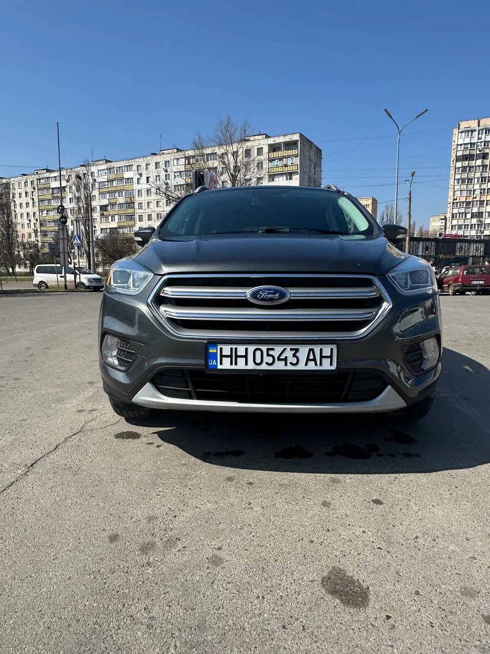 Ford Escape - фото 1