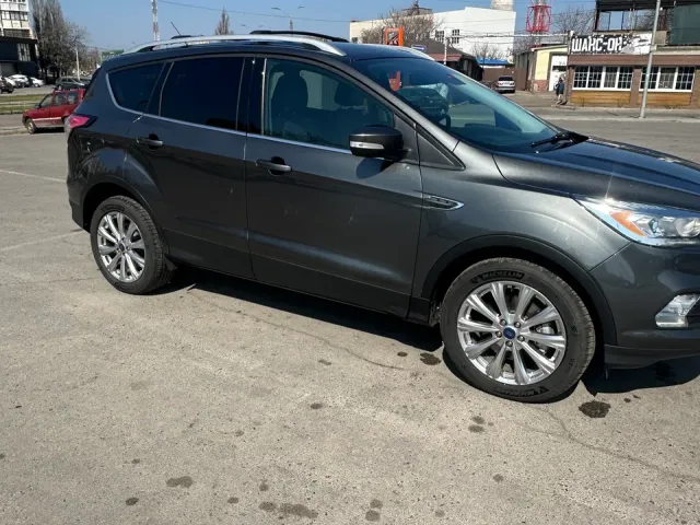 Ford Escape - фото 5