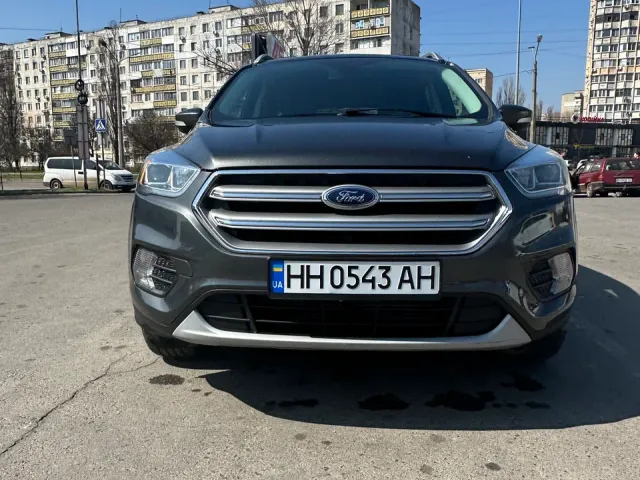 Ford Escape - фото 1