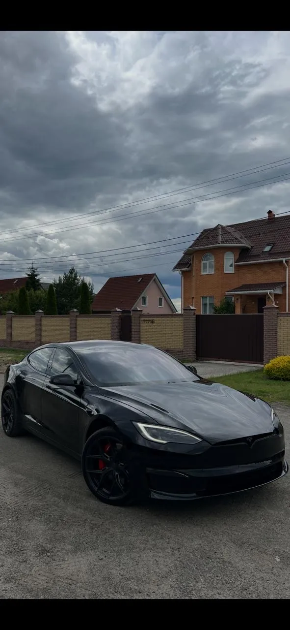 Tesla Model S - фото 5