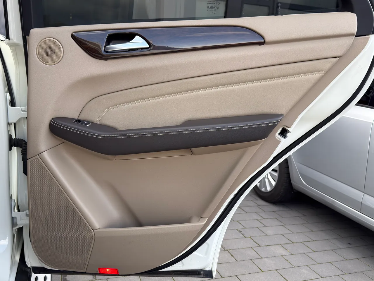 Mercedes-Benz M-Класс - фото 42