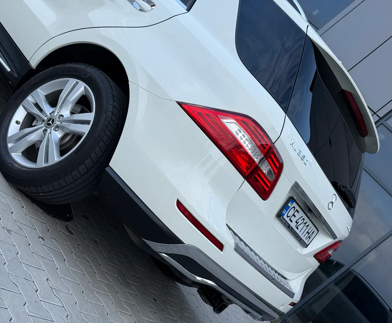 Mercedes-Benz M-Класс - фото 10