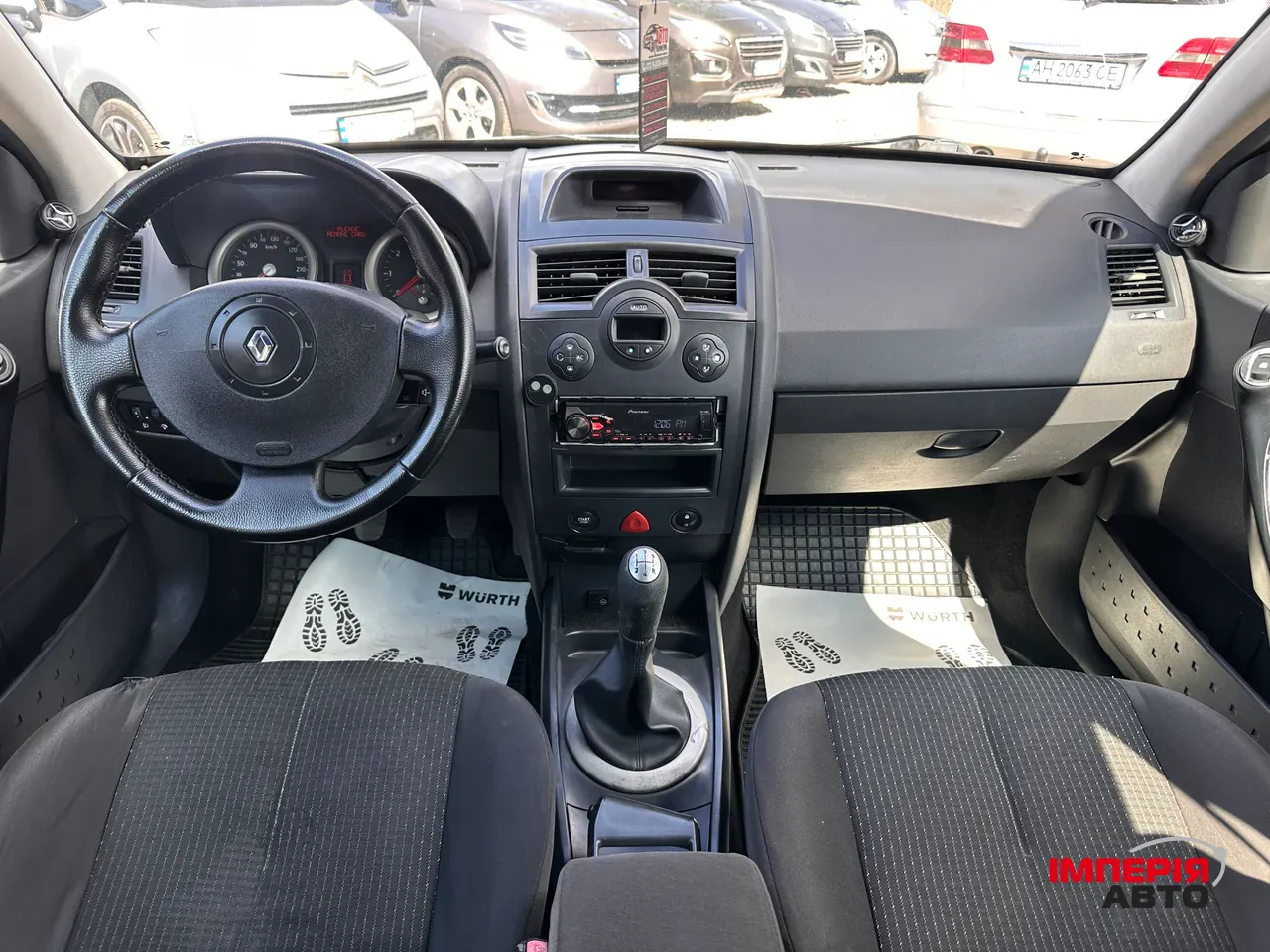 Renault Megane - фото 4