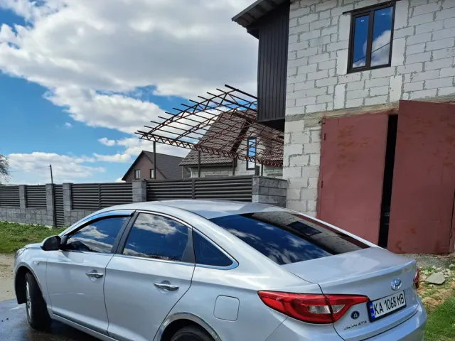 Hyundai Sonata - фото 4