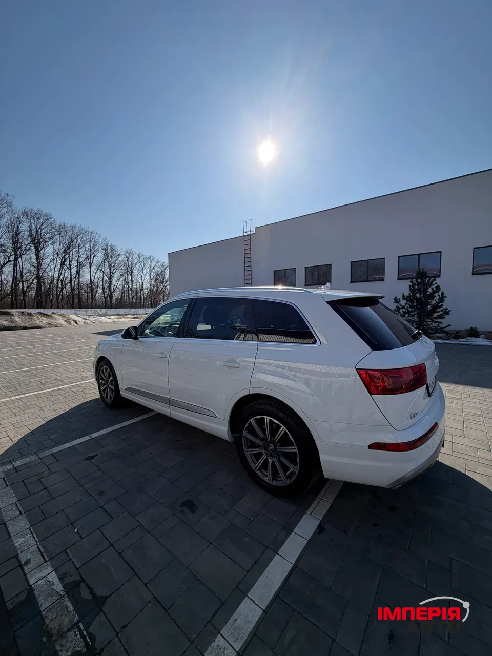 Audi Q7 - фото 10