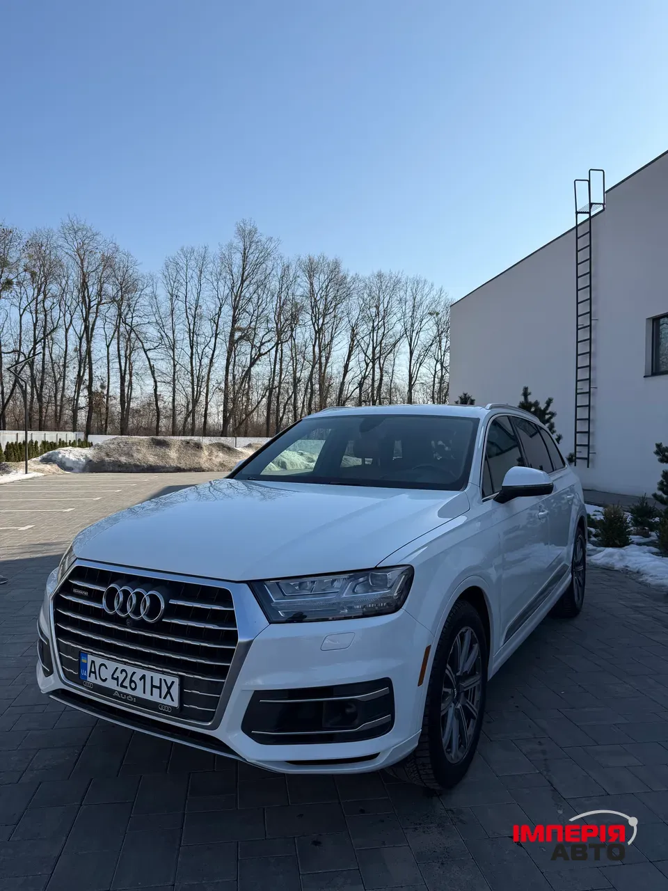 Audi Q7 - фото 32