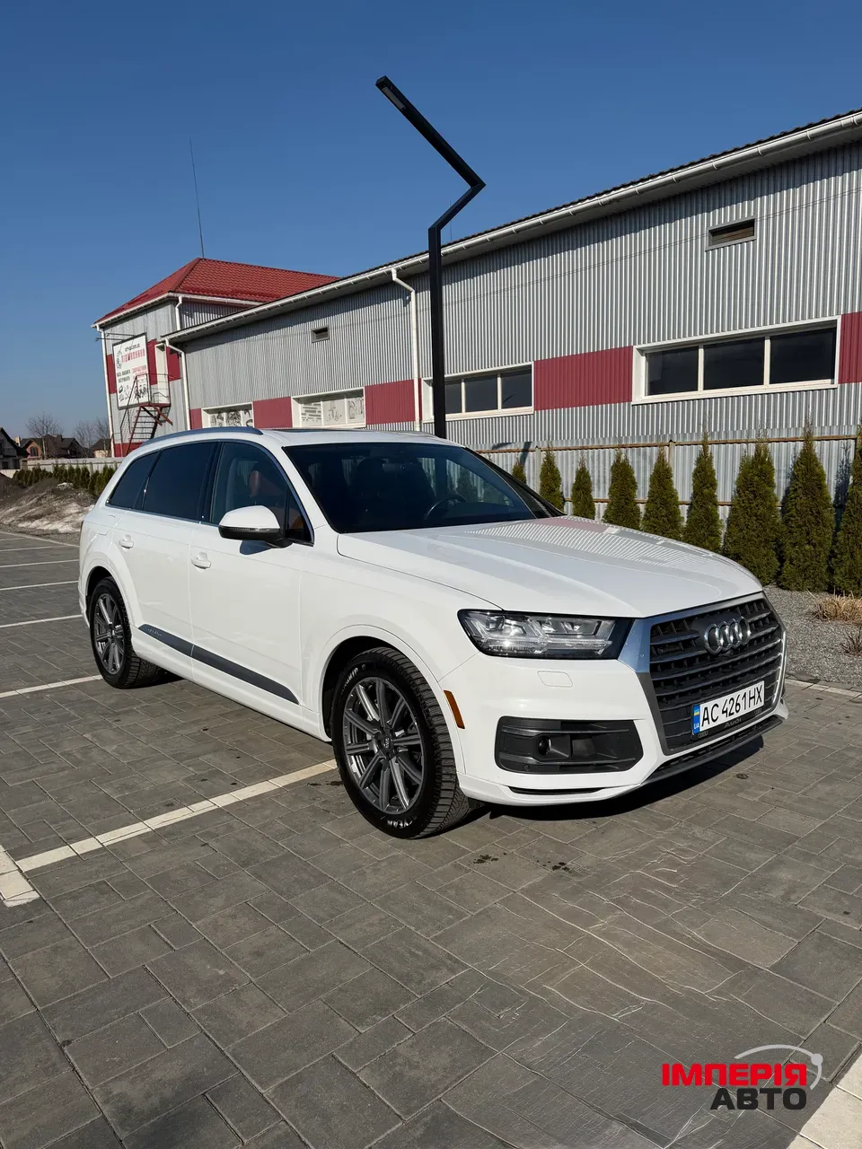 Audi Q7 - фото 4