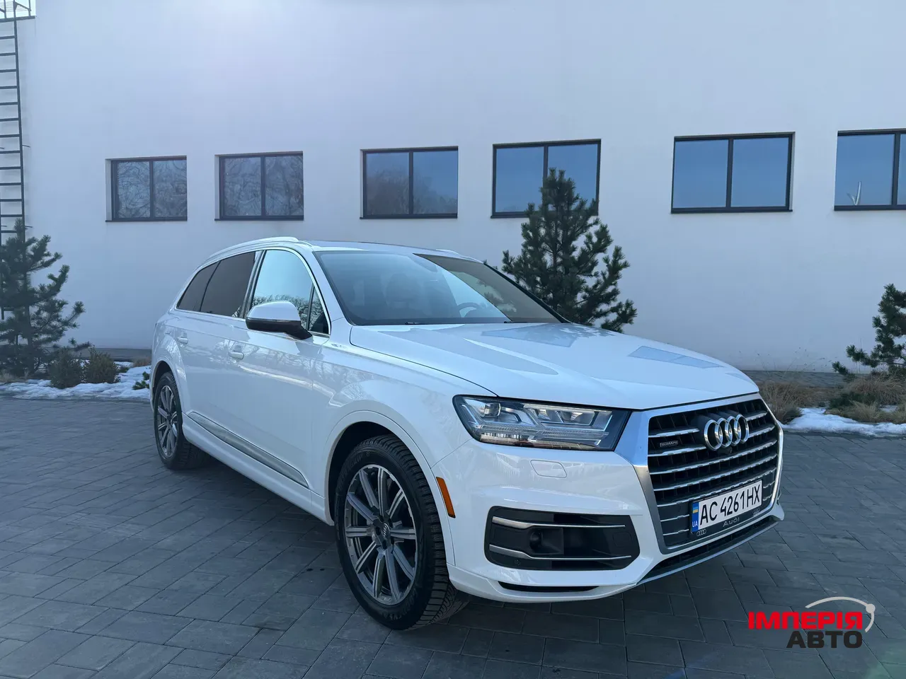 Audi Q7 - фото 30