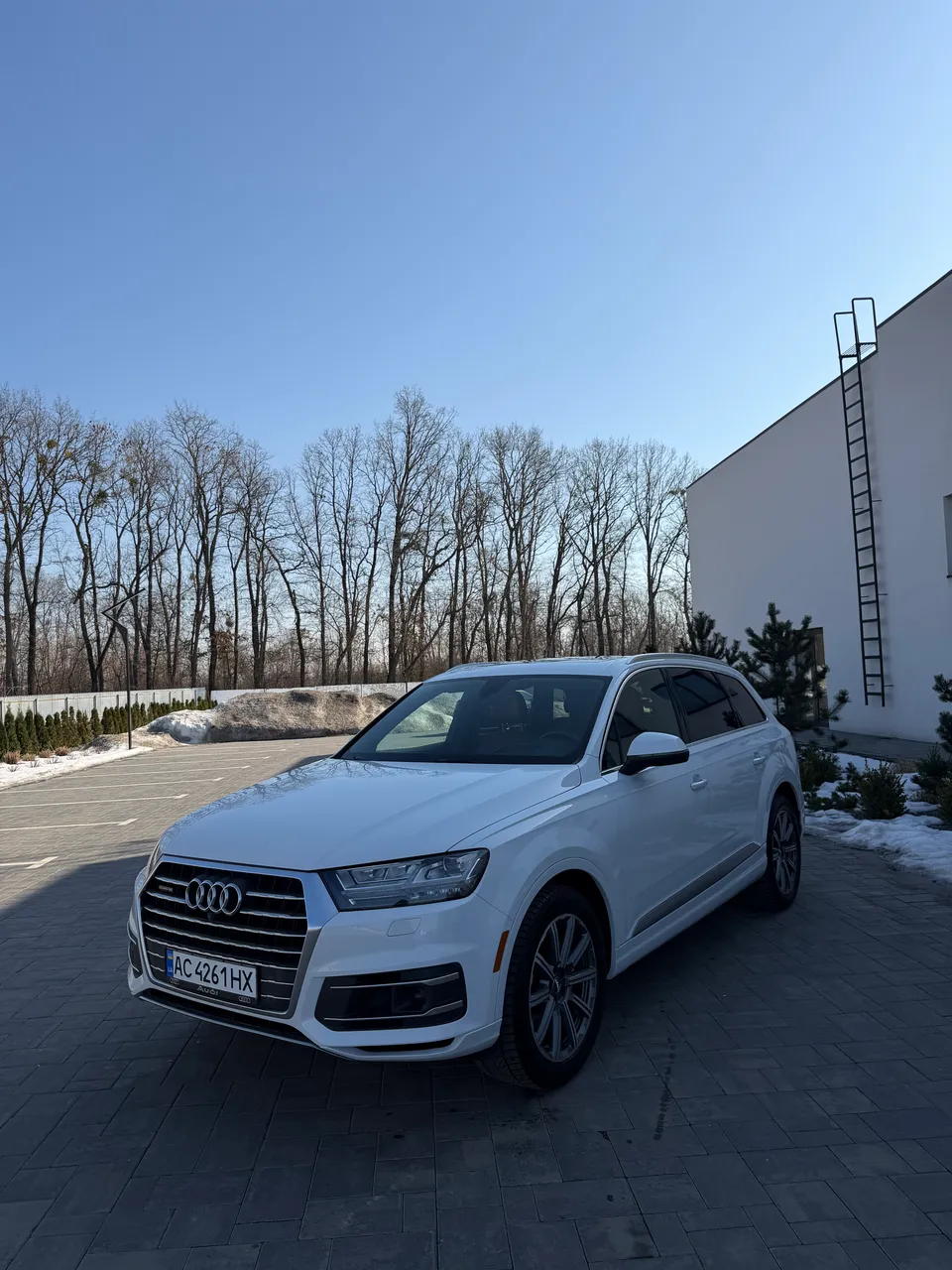 Audi Q7 - фото 37