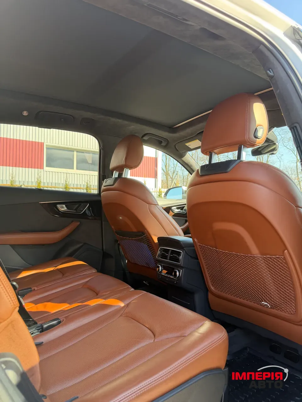 Audi Q7 - фото 13