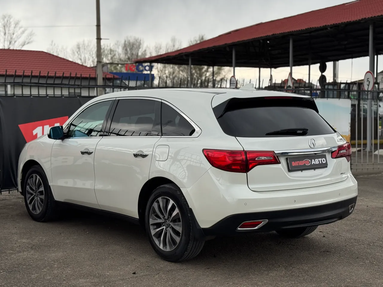 Acura MDX - фото 4