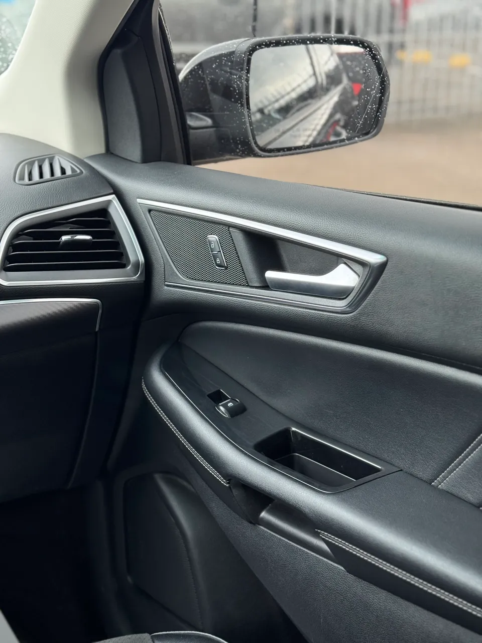 Ford Edge - фото 17