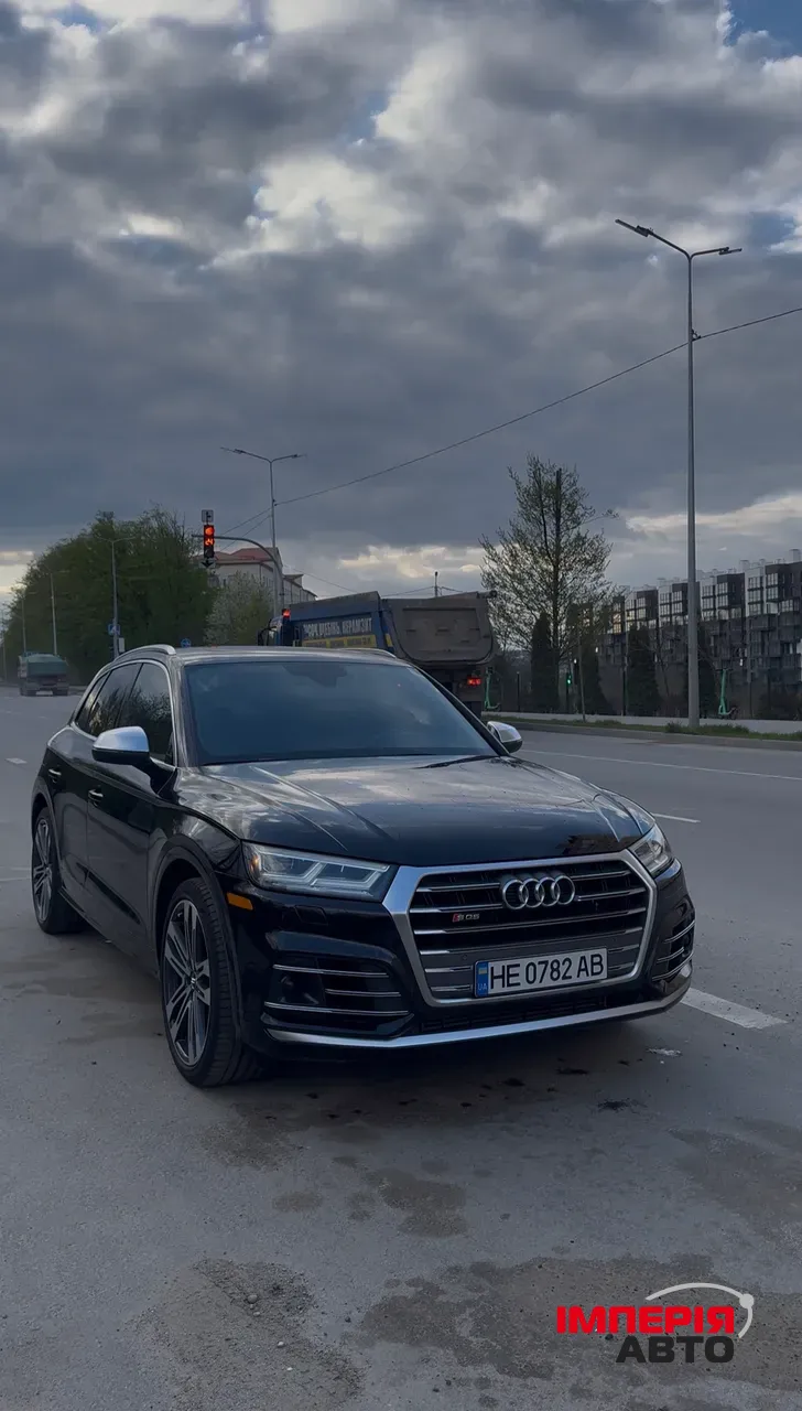 Audi SQ5 - фото 1