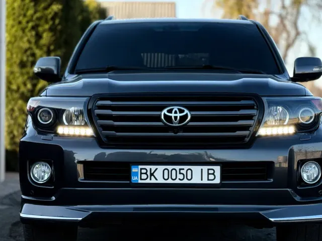 Toyota Land Cruiser - фото 4