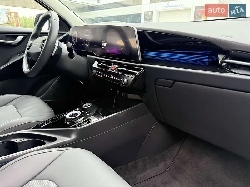 Kia Niro - фото 11