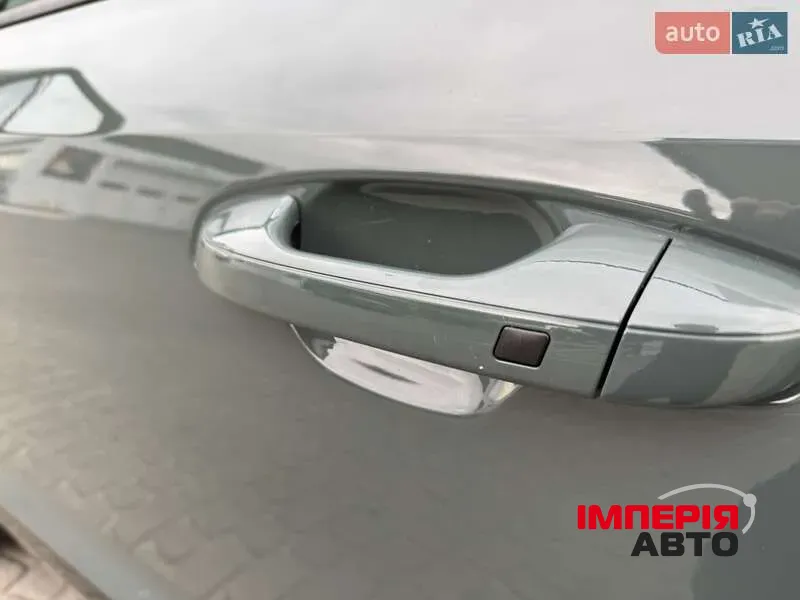 Kia Niro - фото 19