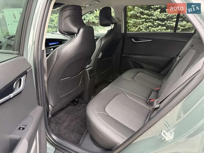 Kia Niro - фото 15