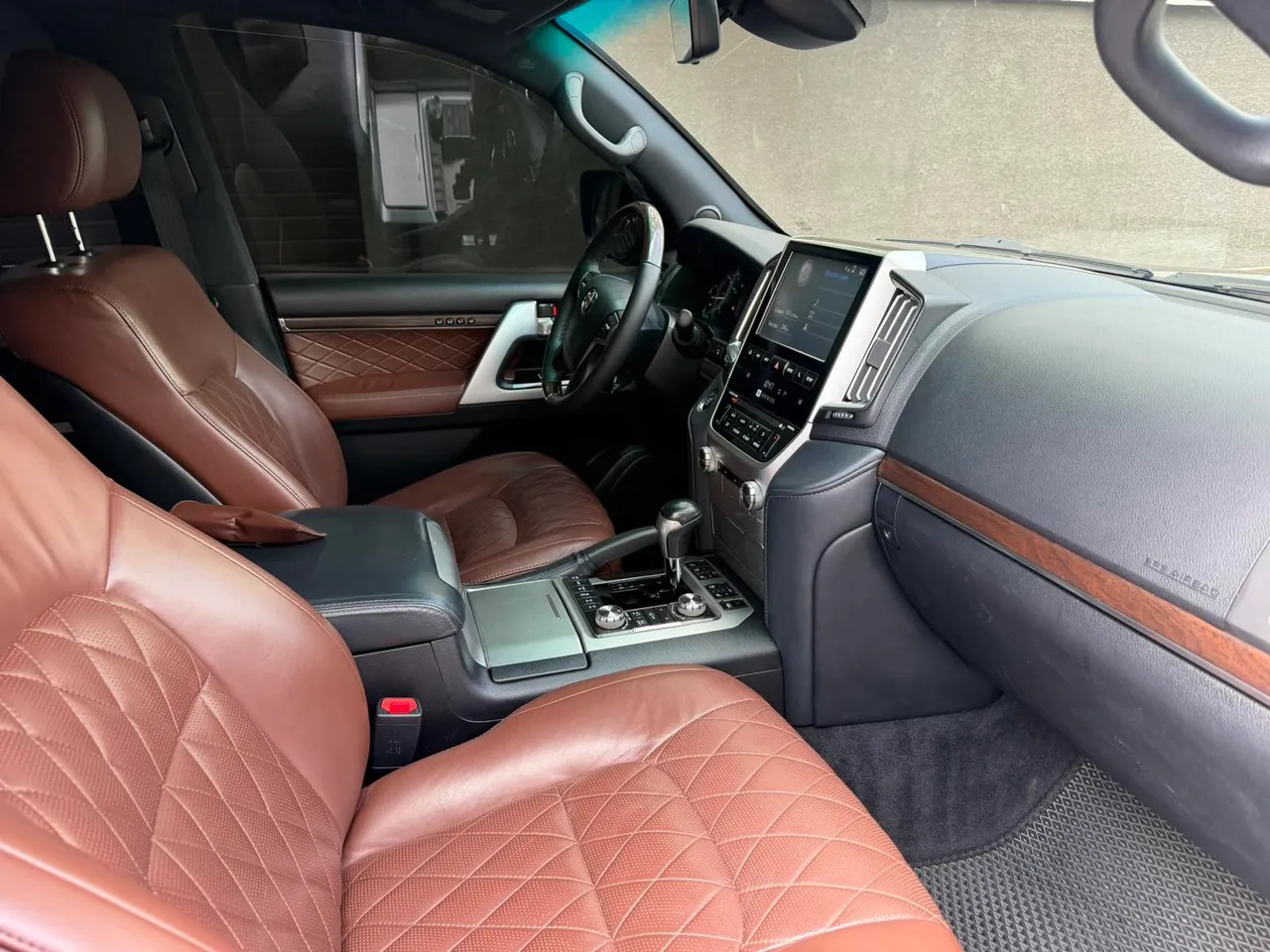 Toyota Land Cruiser - фото 7