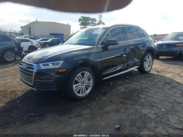Audi Q5 - фото 3