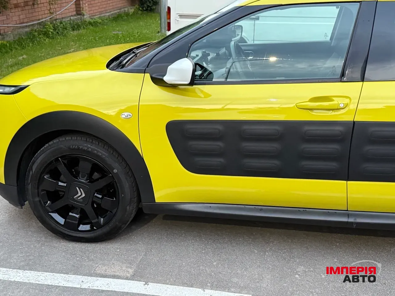 Citroen C4 Cactus - фото 2