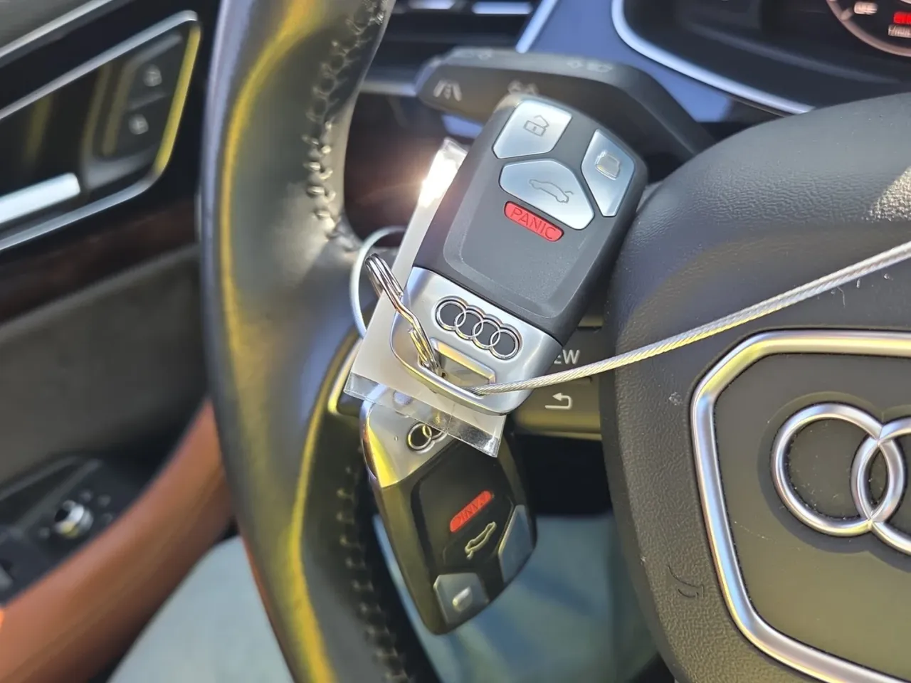 Audi Q7 - фото 5