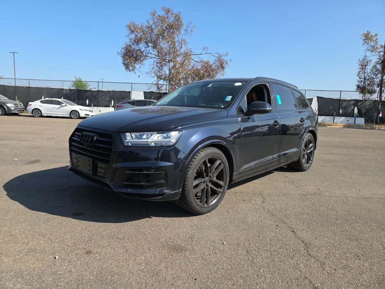 Audi Q7 - фото 7