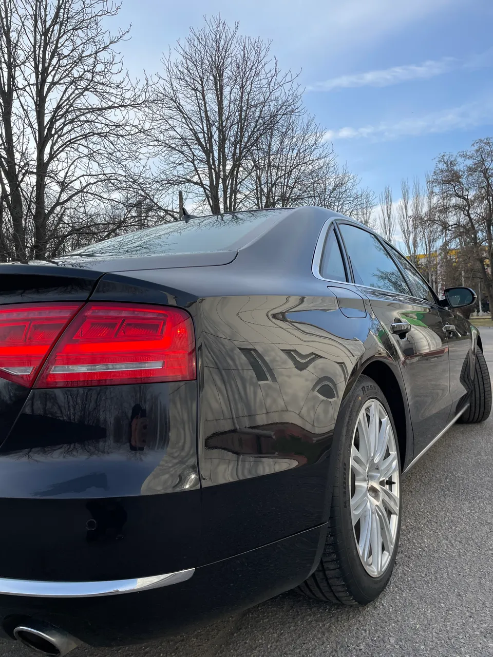 Audi A8 - фото 6