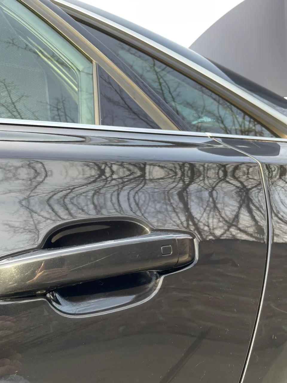 Audi A8 - фото 24