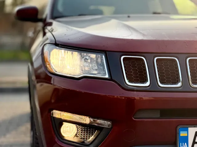 Jeep Compass - фото 3