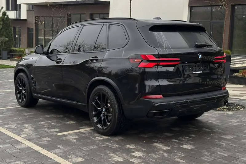 BMW X5 - фото 4