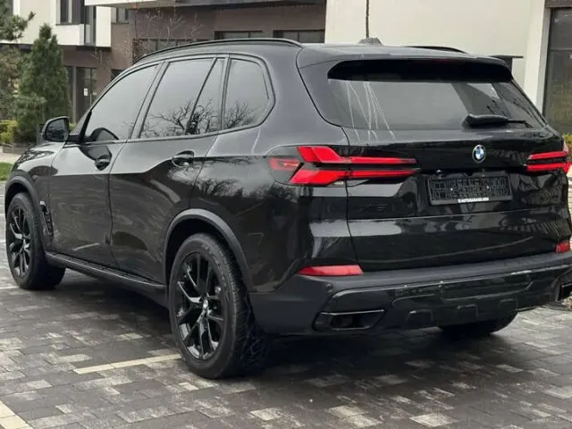 BMW X5 - фото 5