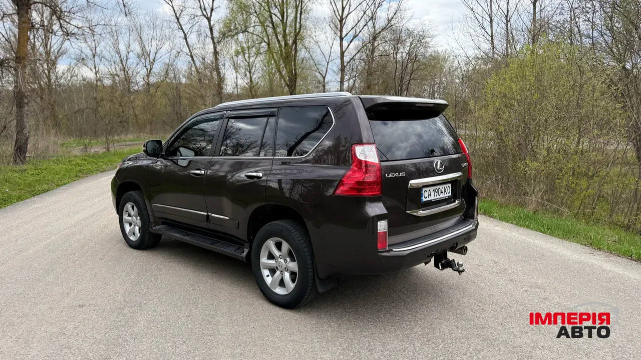 Lexus GX - фото 30