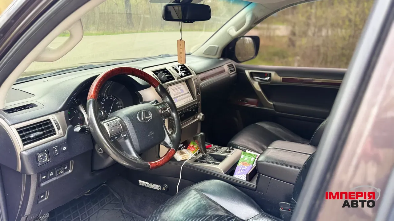 Lexus GX - фото 34