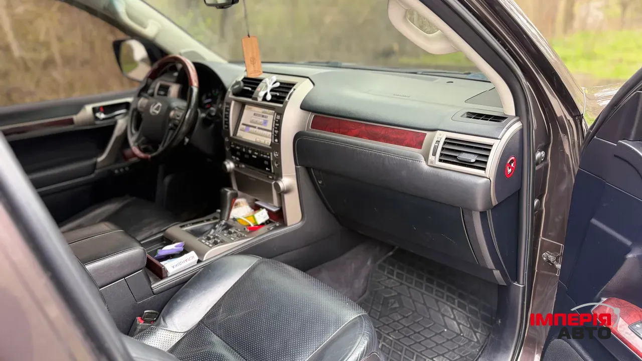 Lexus GX - фото 36