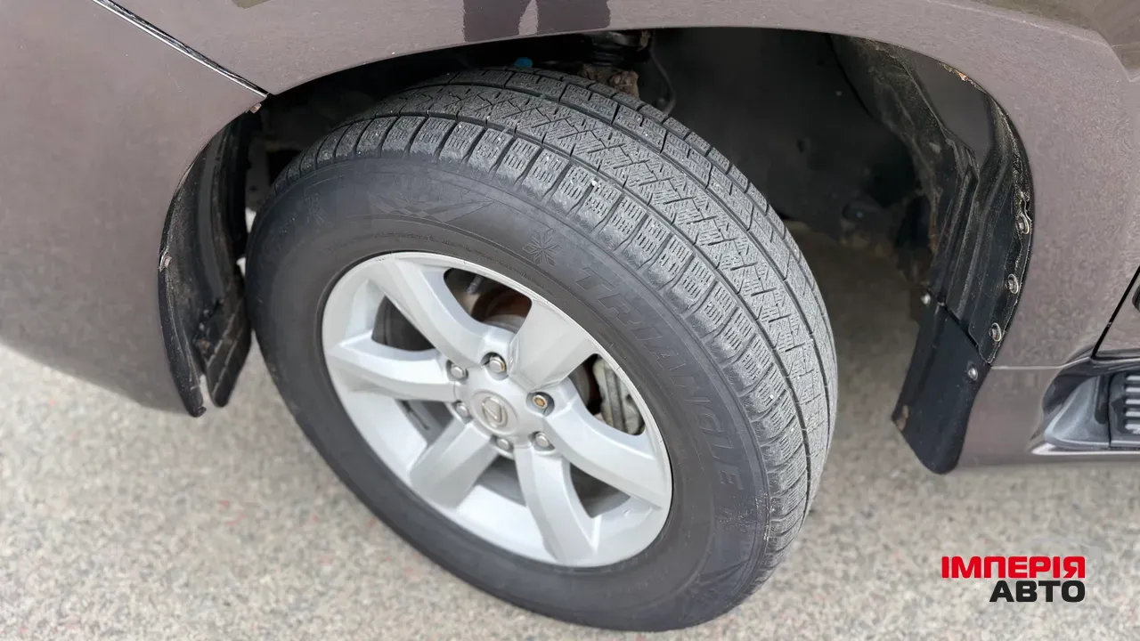 Lexus GX - фото 20