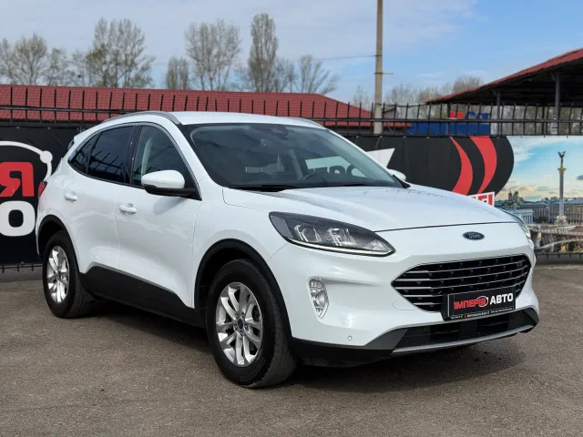 Ford Kuga - фото 3
