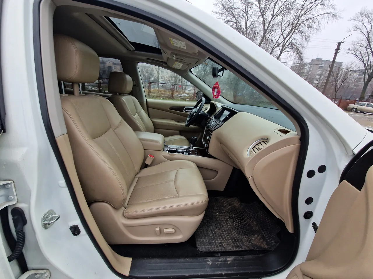 Nissan Pathfinder - фото 21