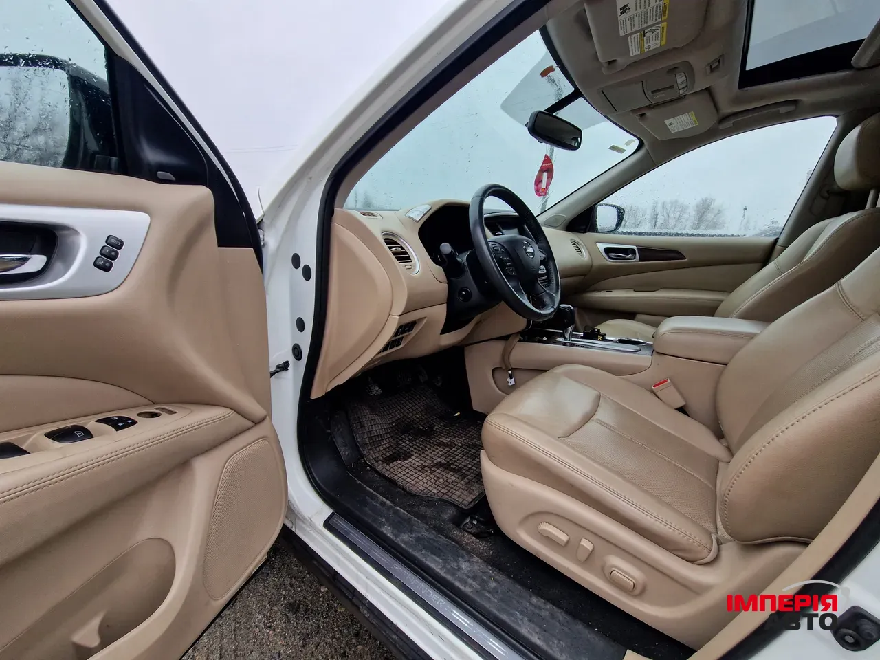 Nissan Pathfinder - фото 11