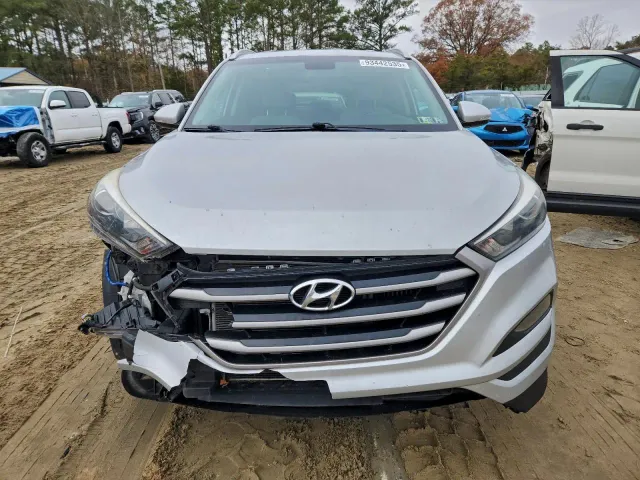 Hyundai Tucson - фото 2