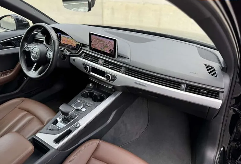 Audi A4 - фото 15