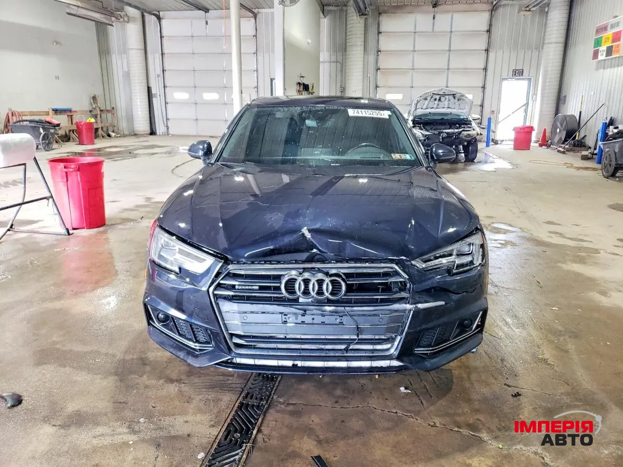 Audi A4 - фото 2
